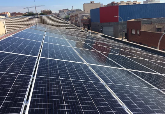 Instalación fotovoltaica sin vertido de 34 kW en Talleres Tous (Barcelona)